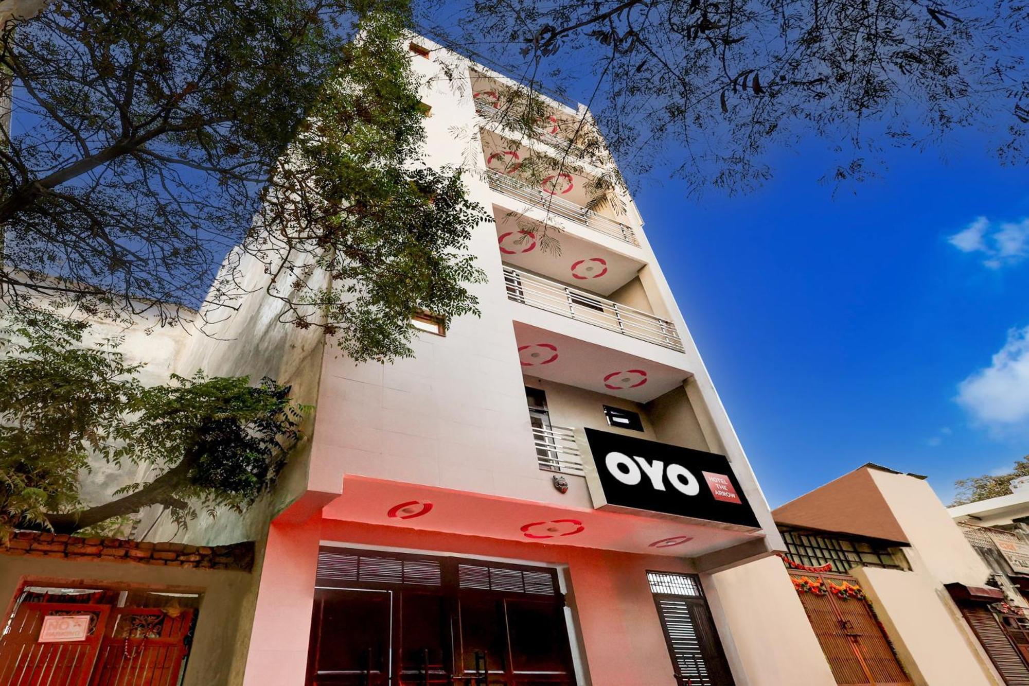 Hotel The Arrow Near Paschim Vihar Delhi  Exterior photo